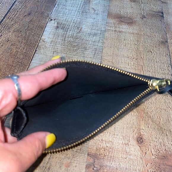 Fossil Black Zip Pouch with tab pull - Picture 8 of 8